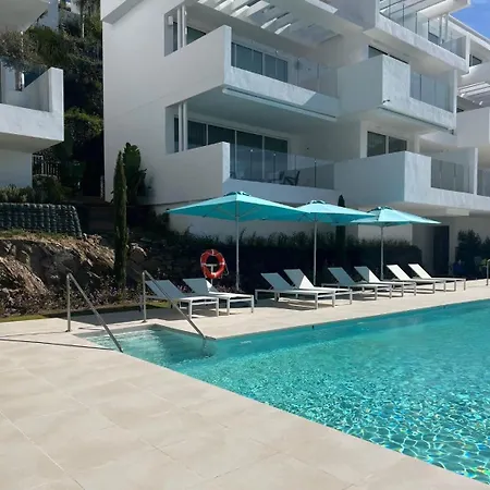 Luxury Palo Alto Ocean Views