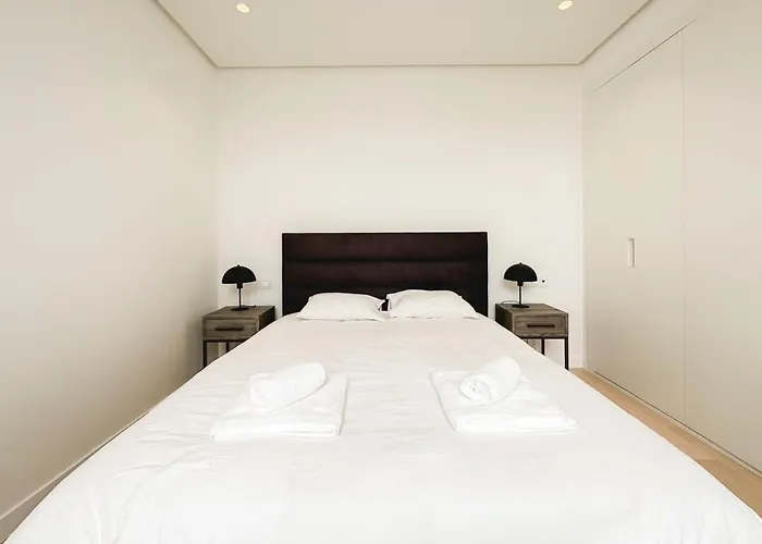 Luxury Palo Alto Ocean Views